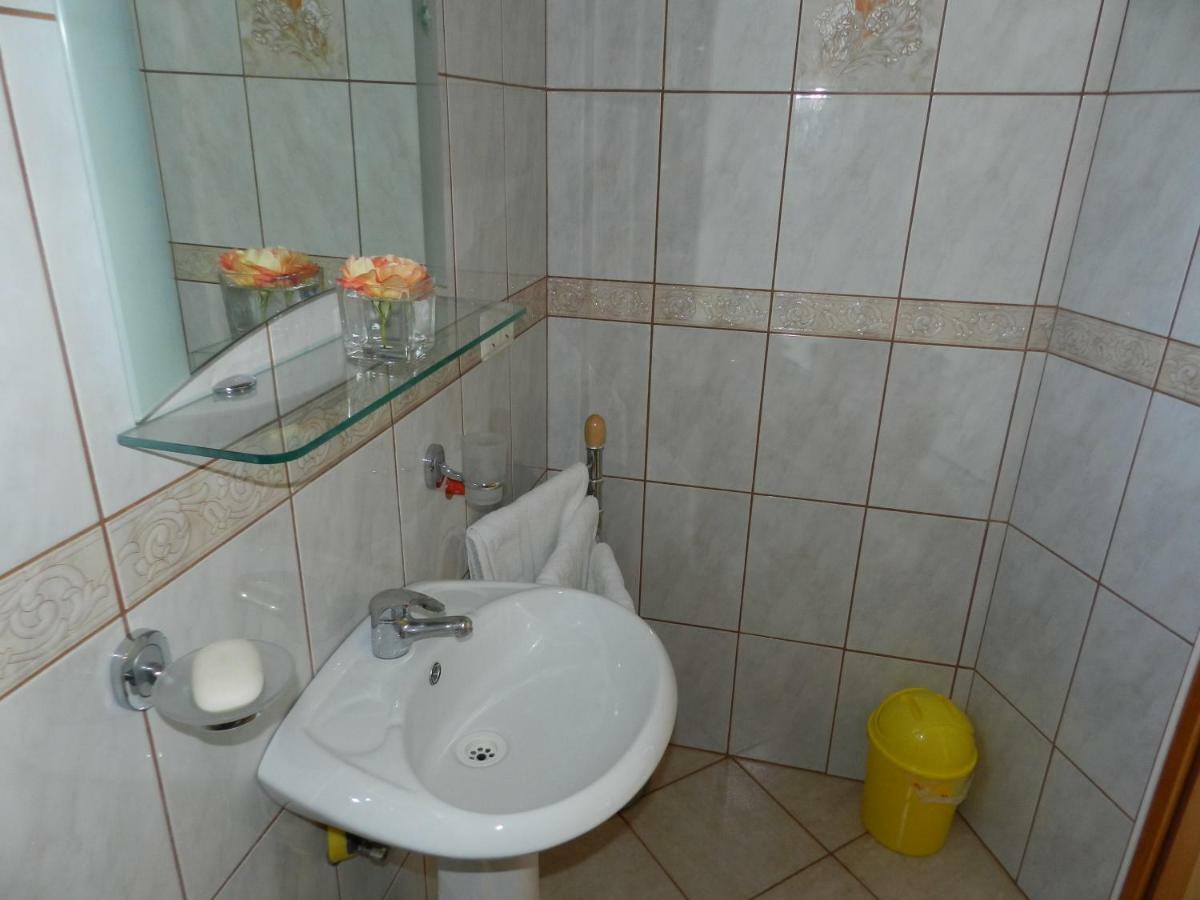 Apartmani Lucija Jurkovic Малинска Экстерьер фото